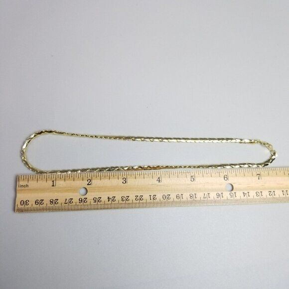 Vintage Simple Gold Tone Chain Necklace, Serpentine Pattern, 15 Inches Long - Picture 4 of 6